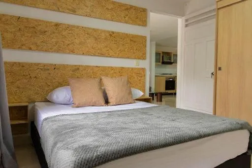 Beautiful, Luxurious, And Spacious Apt Envigado Near El Poblado 101 0*,  콜롬비아